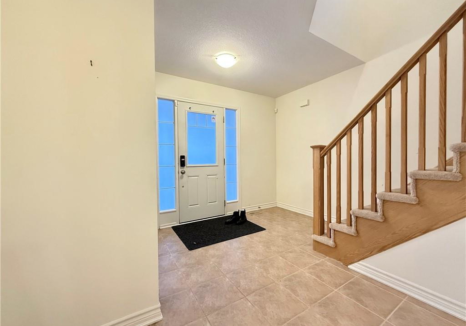 382-grovehill-crescent-kitchener-ontario-40791059