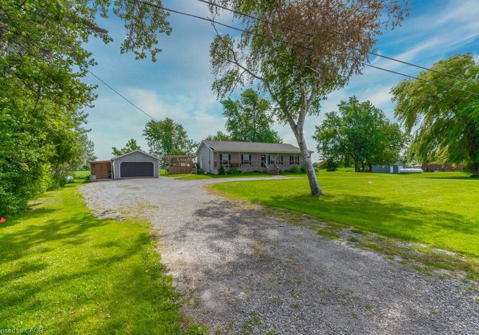 3318-6-highway-hagersville-ontario-40791128