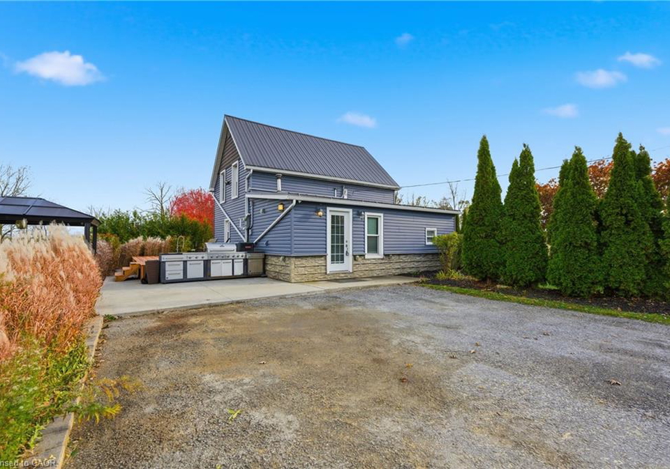 112-young-road-dunnville-ontario-40791168