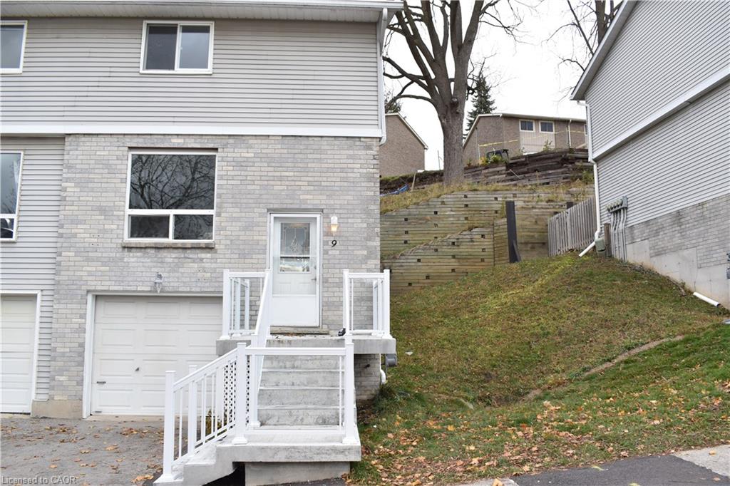 648-doon-village-road-kitchener-ontario-40791324