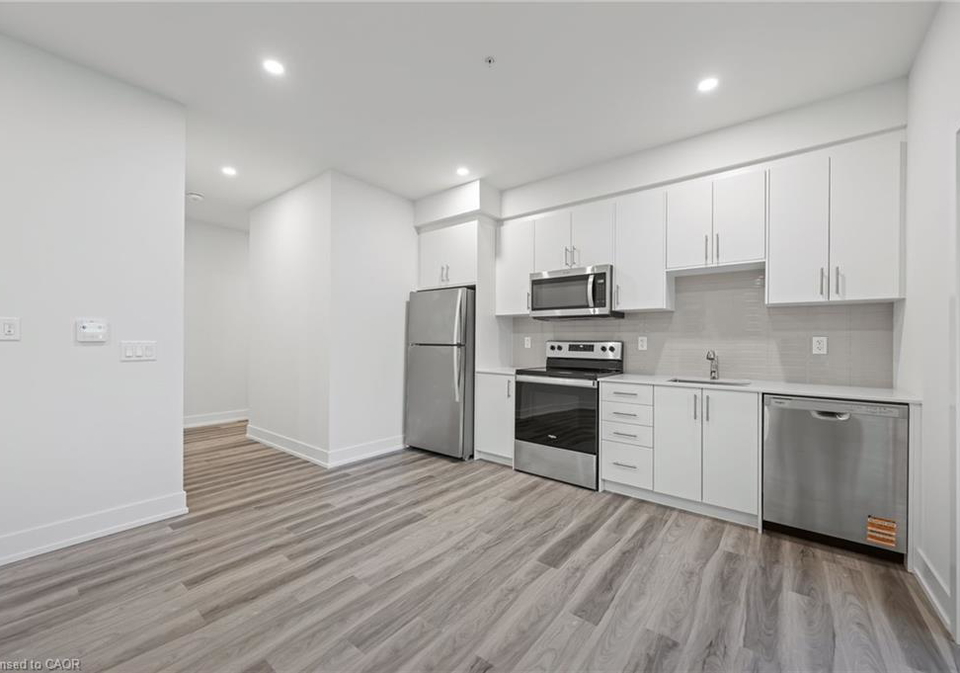 1100-lackner-place-kitchener-ontario-40791335