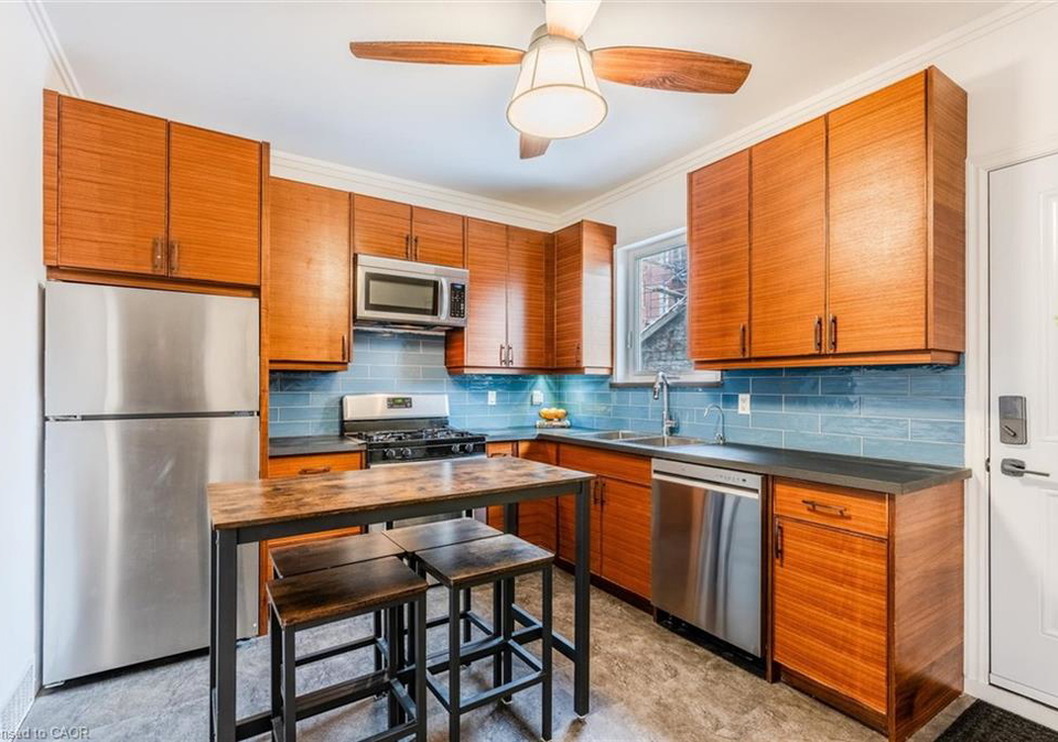 9-stirton-street-hamilton-ontario-40791390