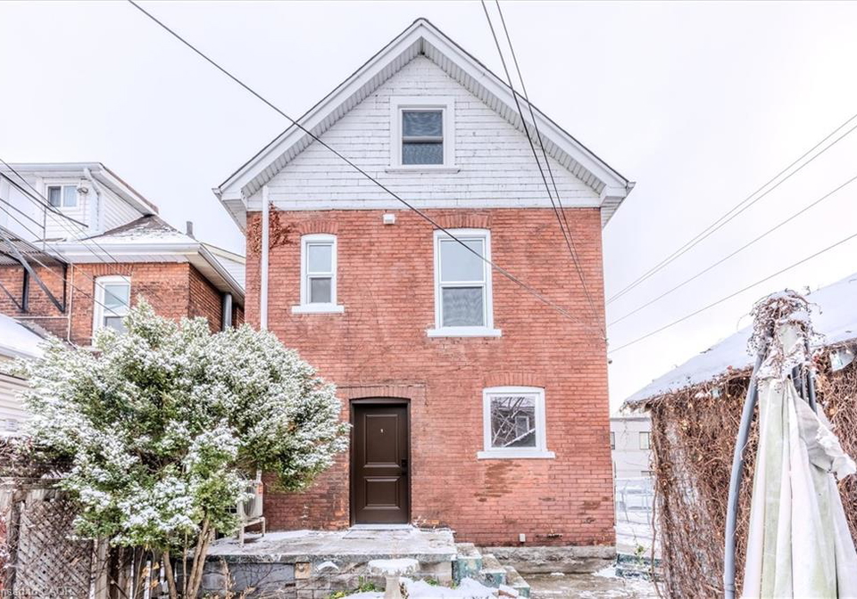 9-stirton-street-hamilton-ontario-40791390