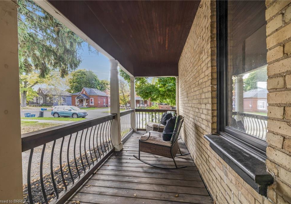 142-elgin-street-brantford-ontario-40791448