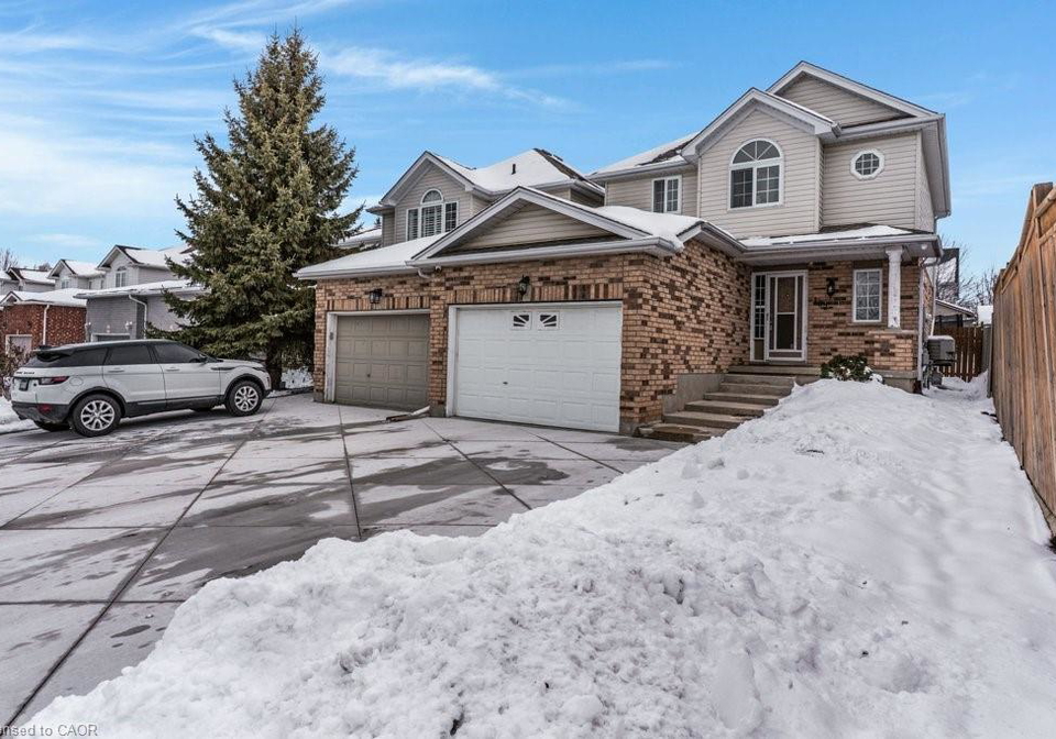 102-marston-crescent-cambridge-ontario-40791475