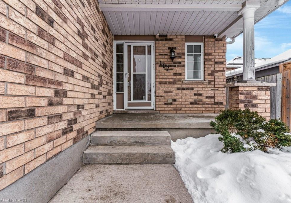 102-marston-crescent-cambridge-ontario-40791475