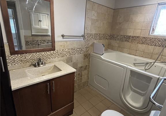 205-ivon-avenue-hamilton-ontario-40791489