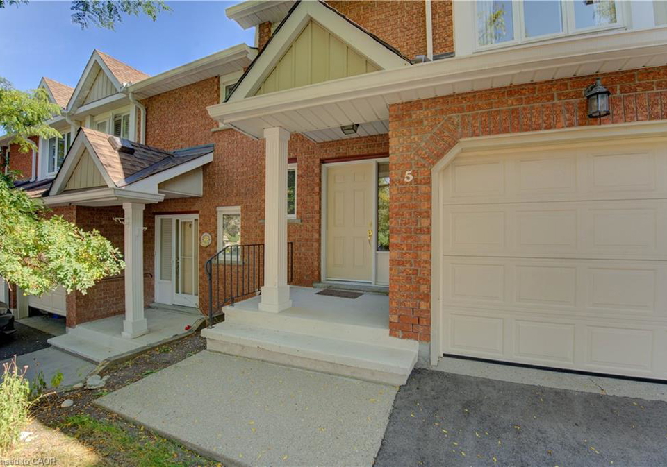 523-beechwood-drive-waterloo-ontario-40791504