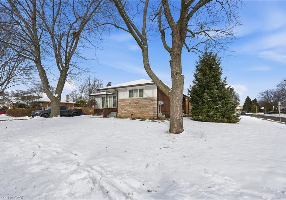92-south-bend-road-w-hamilton-ontario-40791540