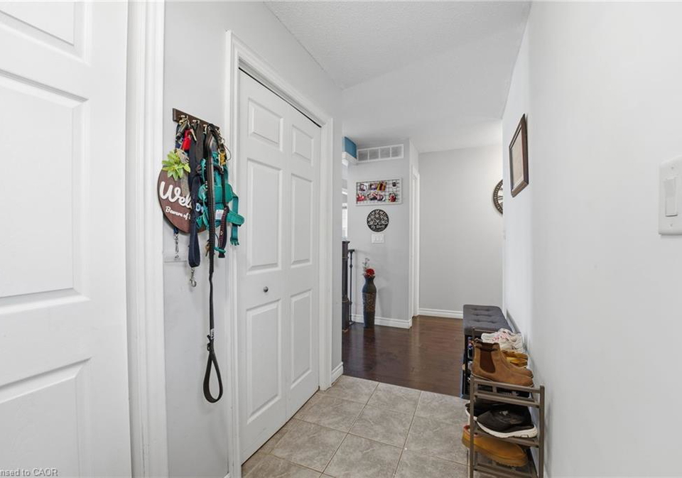 128-schlueter-street-cambridge-ontario-40791602