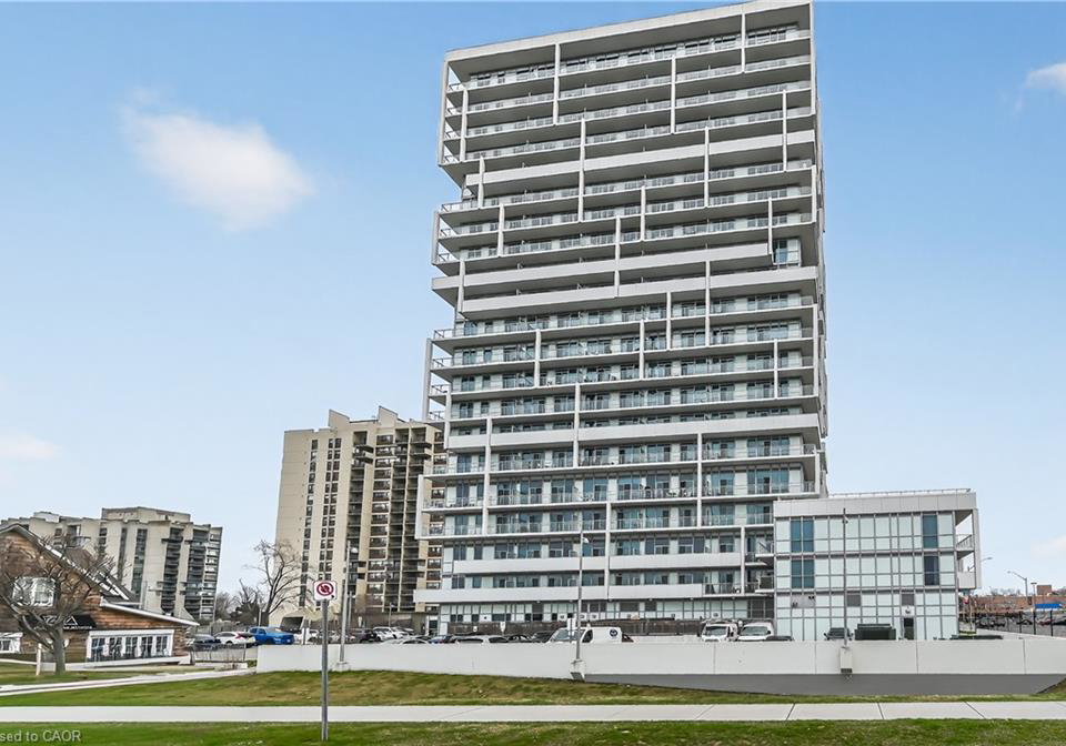 65-speers-road-oakville-ontario-40791715