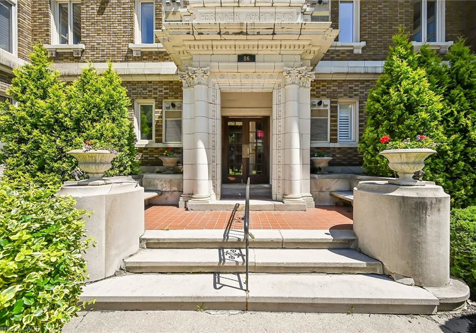 86-herkimer-street-hamilton-ontario-40791771