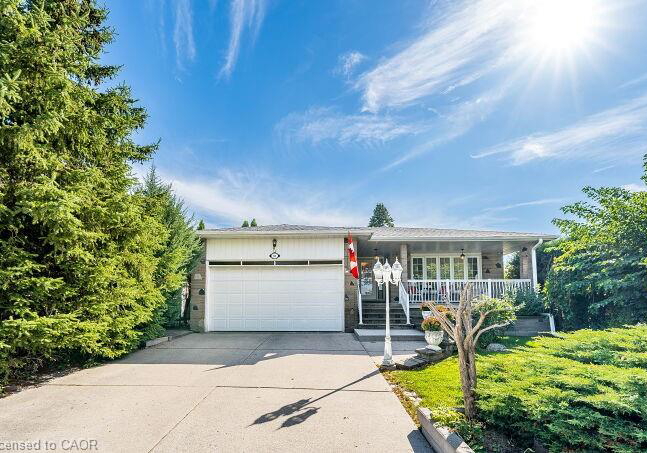 61-brewster-crescent-toronto-ontario-40791847