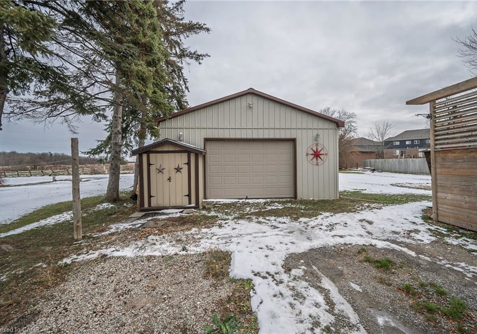 2323-56-highway-binbrook-ontario-40791957