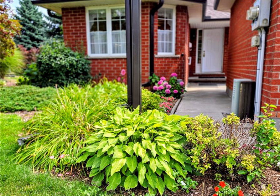 10-isherwood-avenue-cambridge-ontario-40791987
