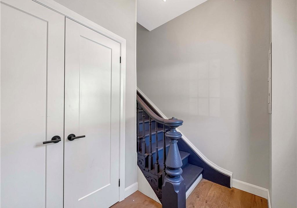45-sydenham-street-woodstock-ontario-40791990