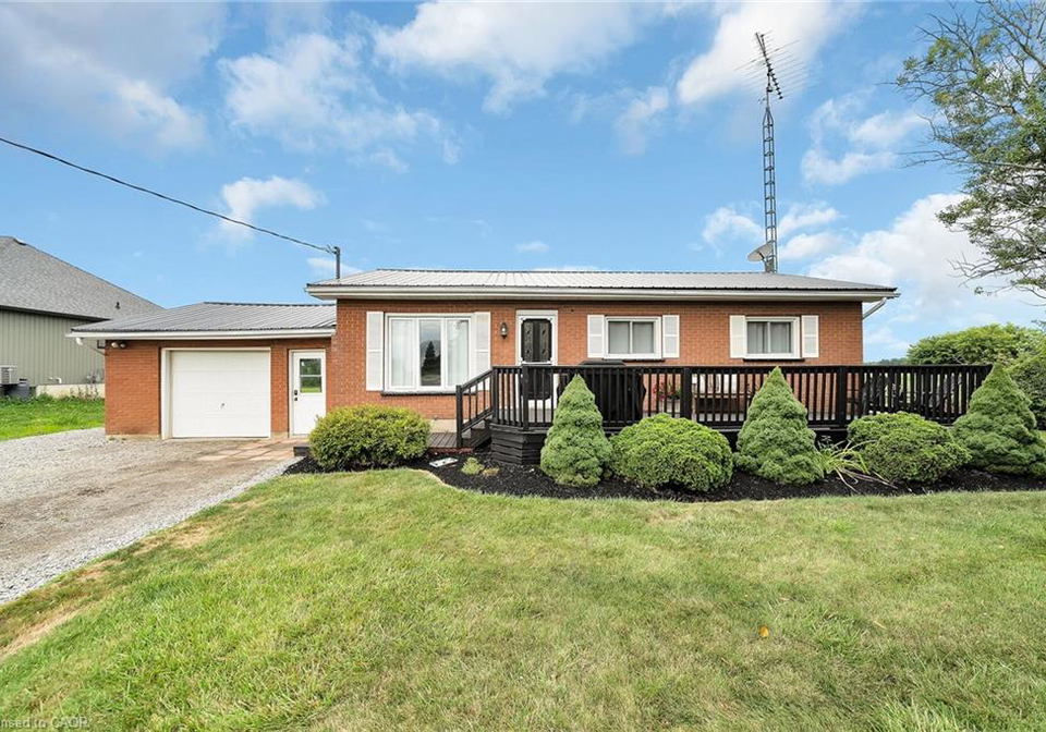 1073-concession-6-woodhouse-road-simcoe-ontario-40792015