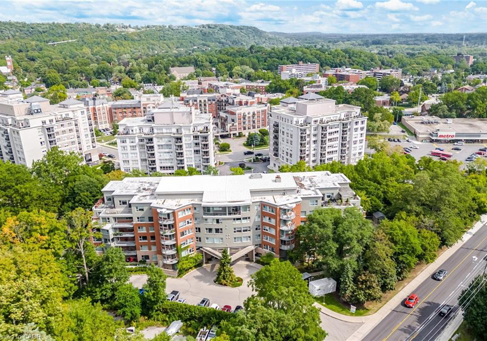 77-governors-road-dundas-ontario-40792033
