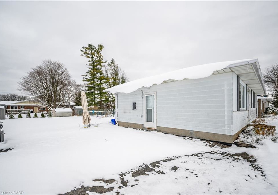 14-schofield-drive-kitchener-ontario-40792040