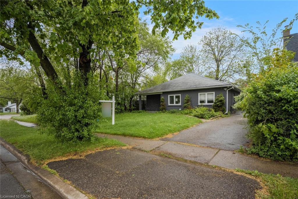 16-woodward-avenue-brampton-ontario-40792043