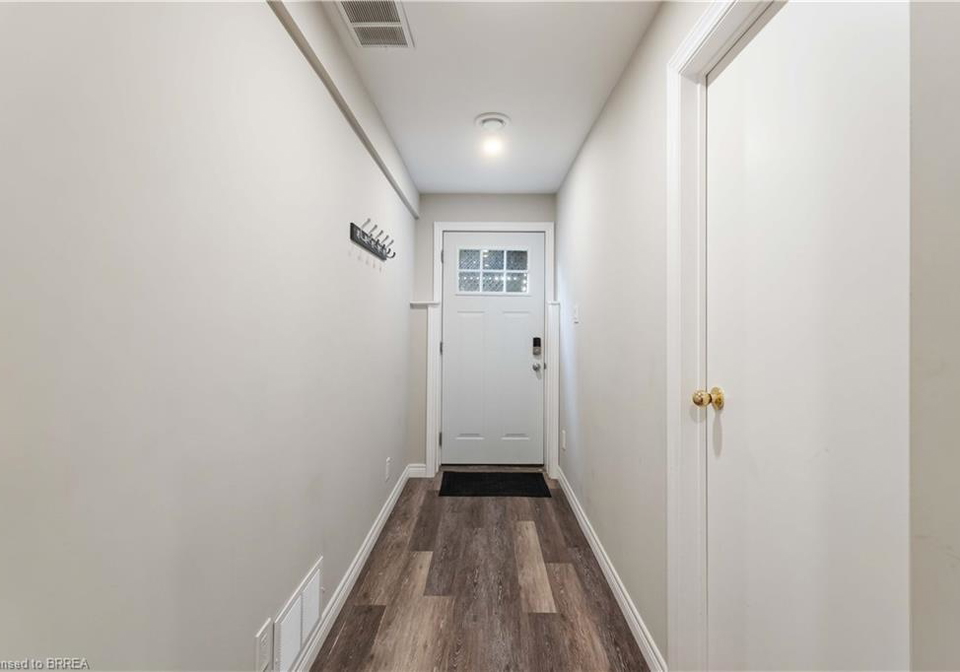 4319-arejay-avenue-beamsville-ontario-40792255