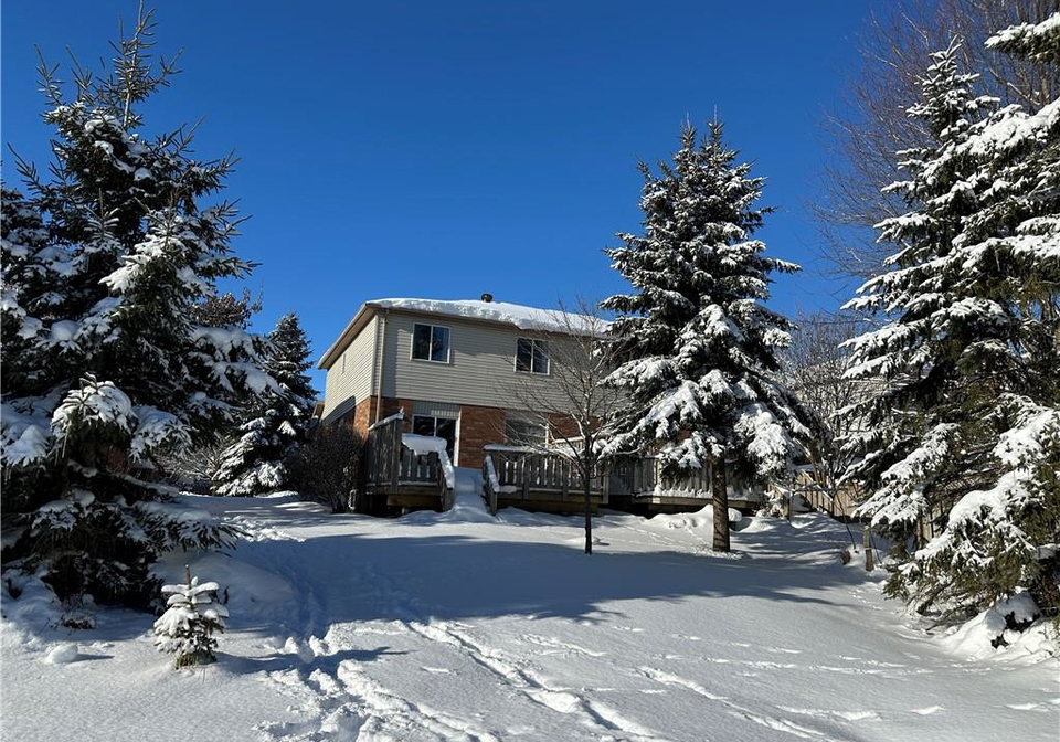 71-dales-drive-drayton-ontario-40792306