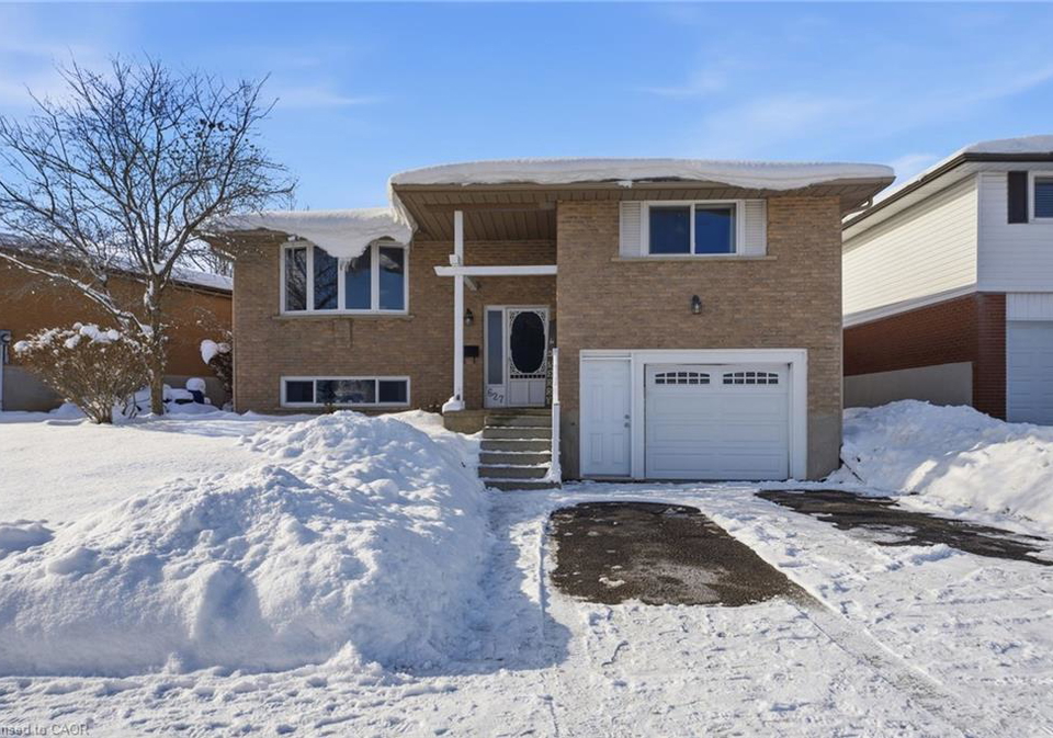 627-pineridge-road-waterloo-ontario-40792330