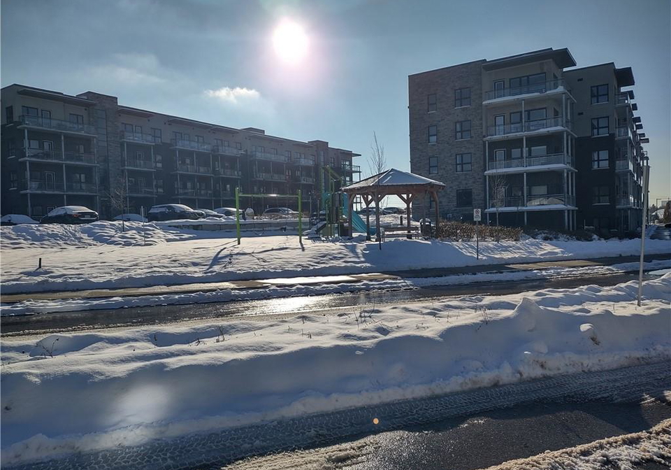 1100-lackner-place-kitchener-ontario-40792370