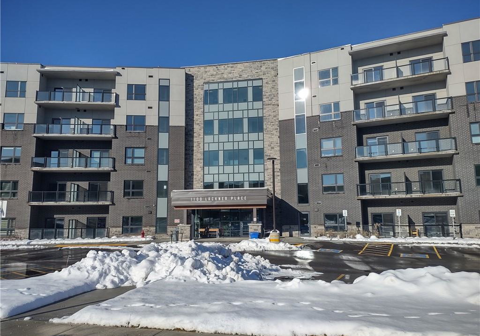1100-lackner-place-kitchener-ontario-40792370