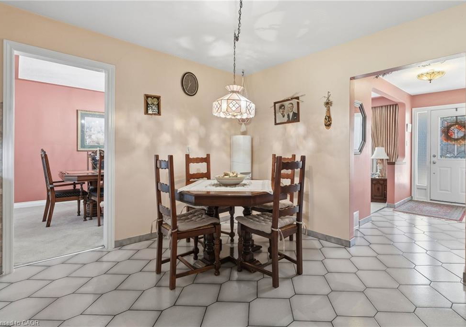 337-mcneilly-road-stoney-creek-ontario-40792496