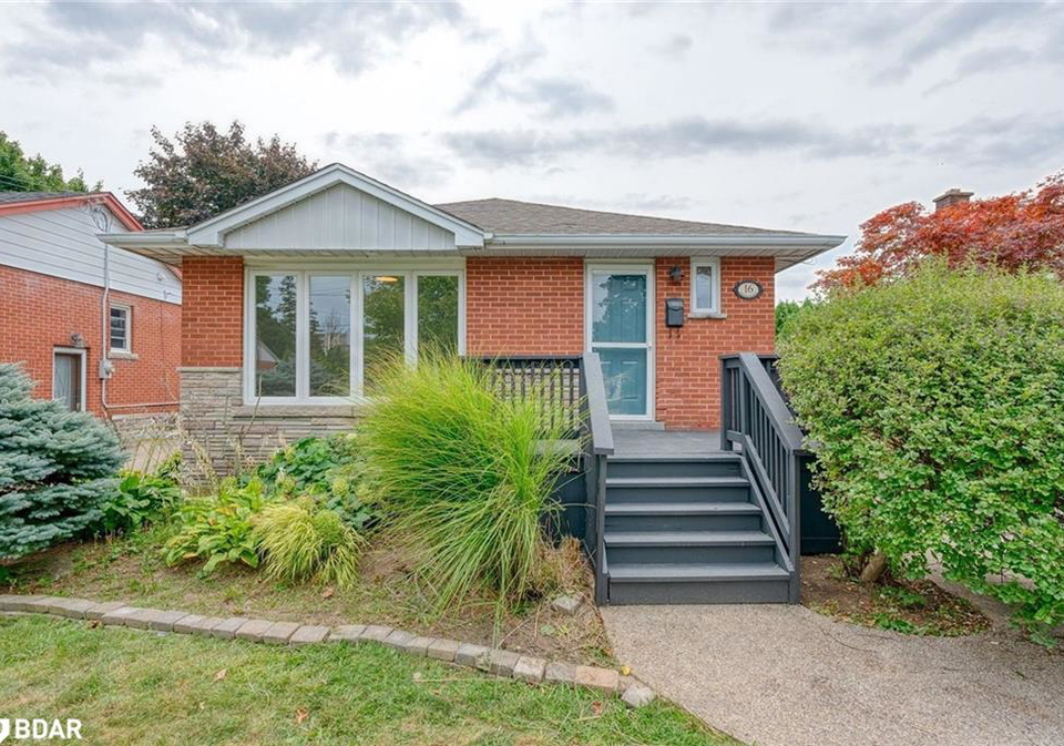 16-wildewood-avenue-hamilton-ontario-40792581