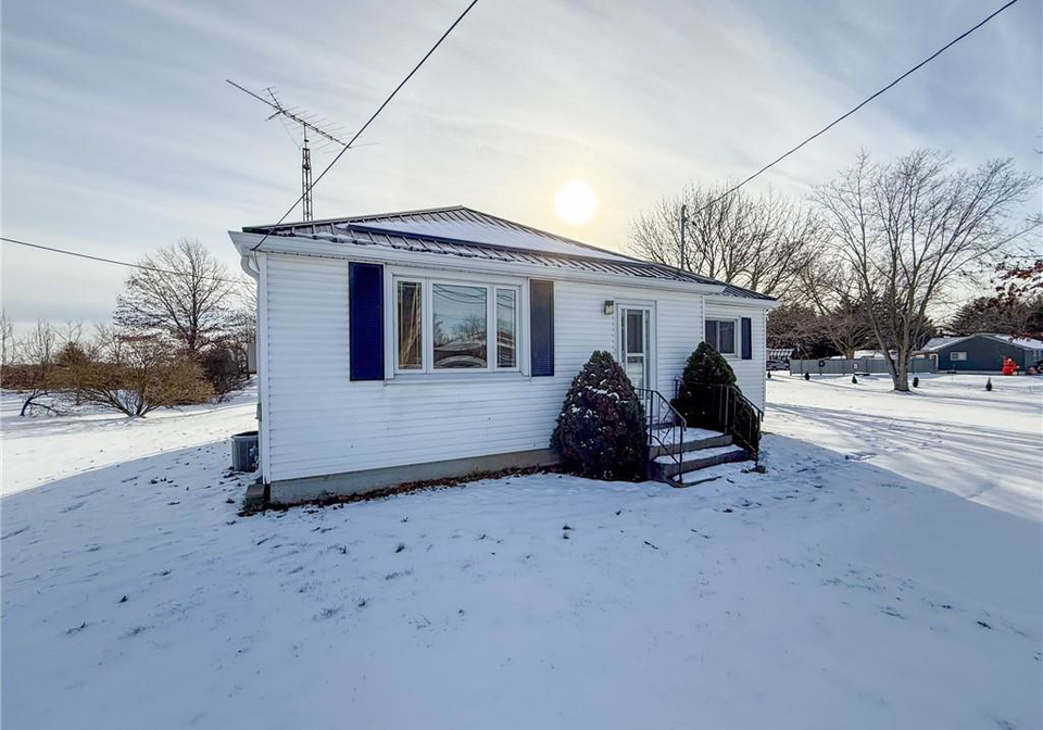 4068-highway-3-simcoe-ontario-40792619