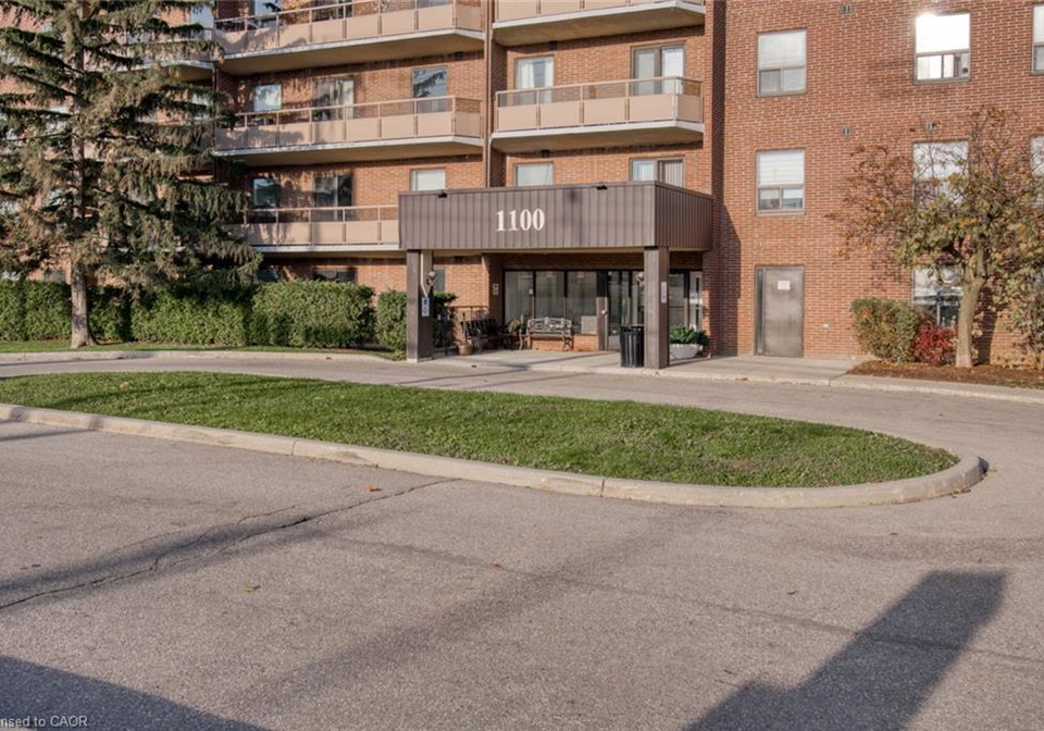1100-courtland-avenue-e-kitchener-ontario-40792652