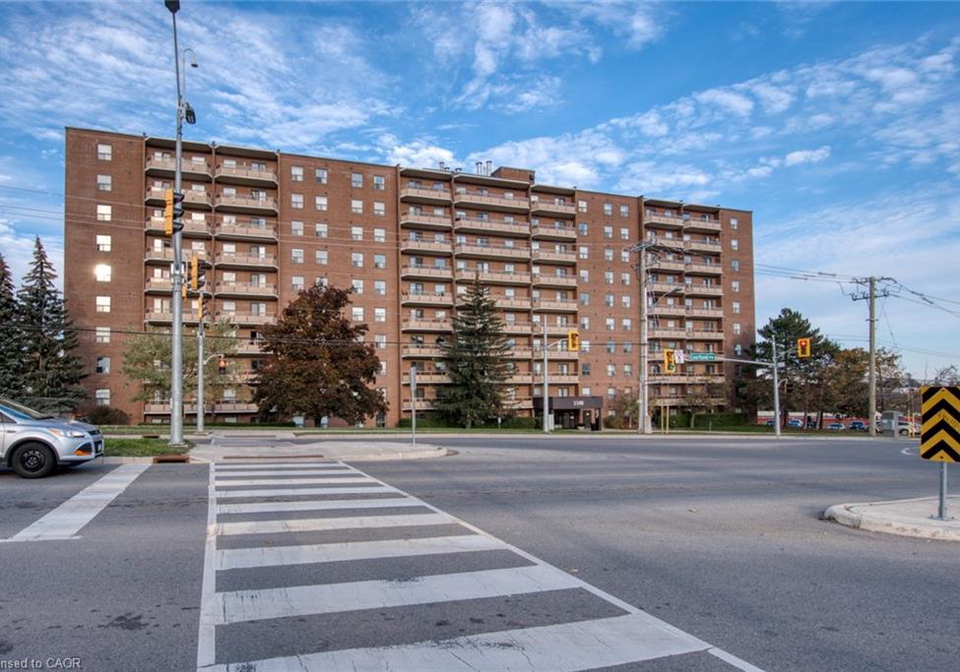 1100-courtland-avenue-e-kitchener-ontario-40792652