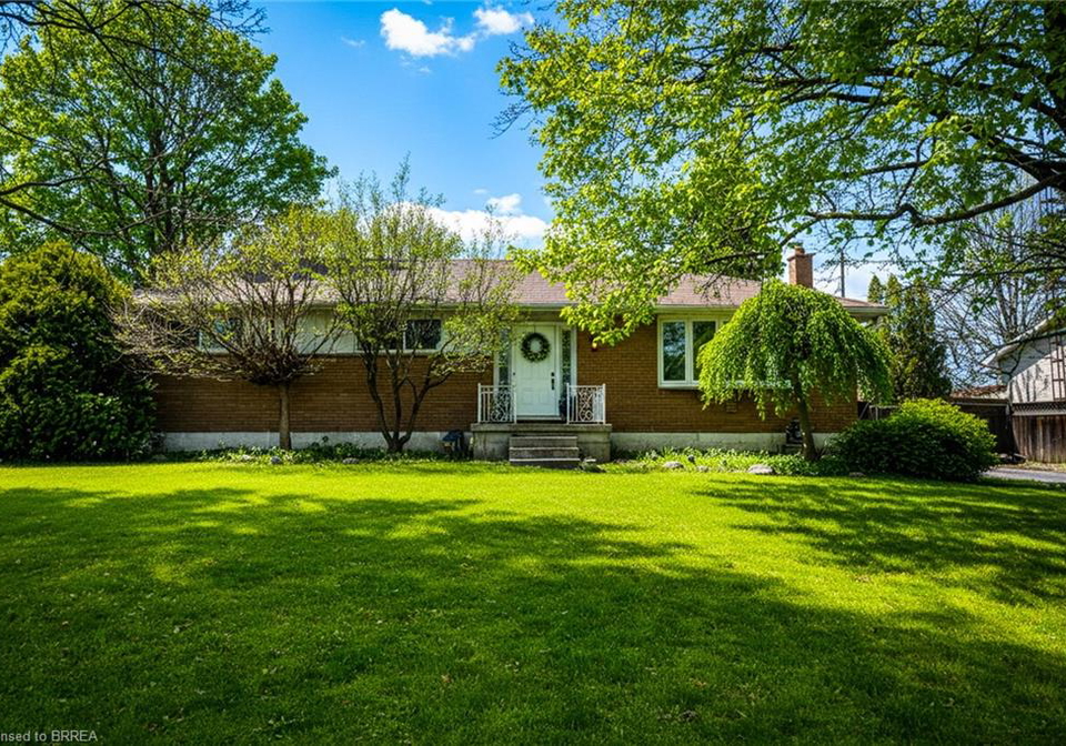 6-bayly-drive-paris-ontario-40792653