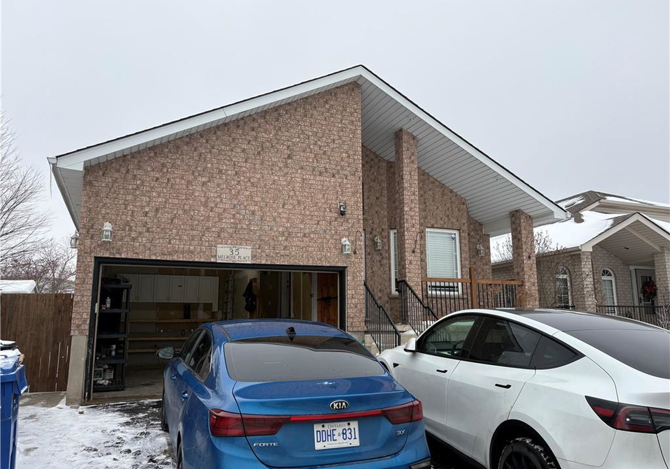 35-melrose-place-guelph-ontario-40792765