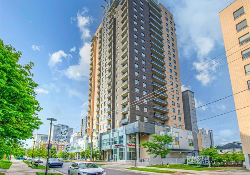 318-spruce-street-waterloo-ontario-40792875