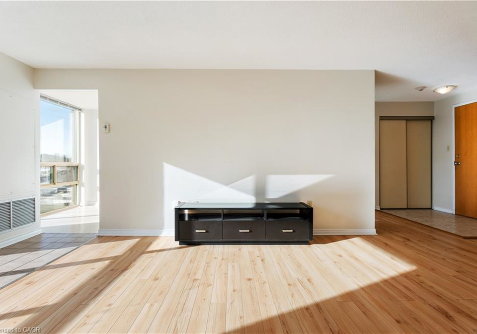 55-blue-springs-drive-waterloo-ontario-40792879