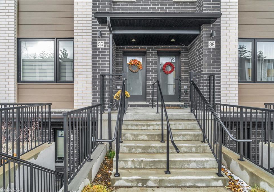 36-lily-lane-guelph-ontario-40792914