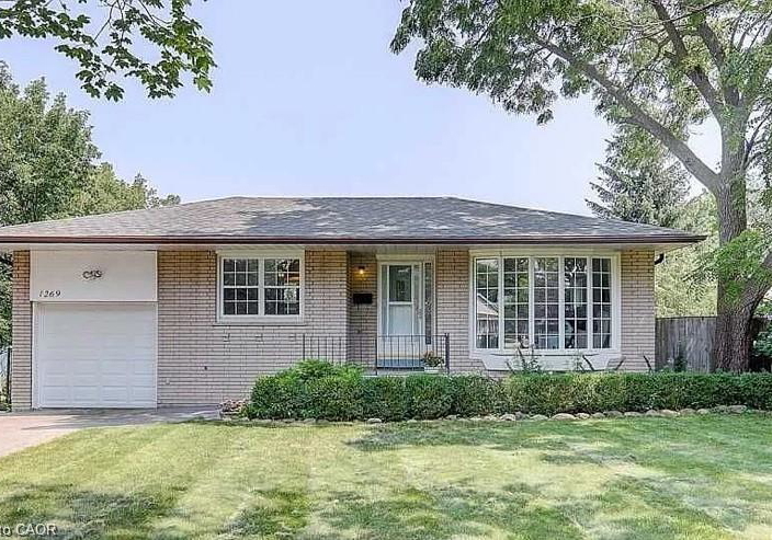 1269-montclair-drive-oakville-ontario-40792964
