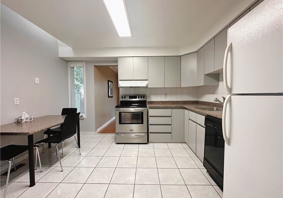 4107-jefton-crescent-mississauga-ontario-40792995