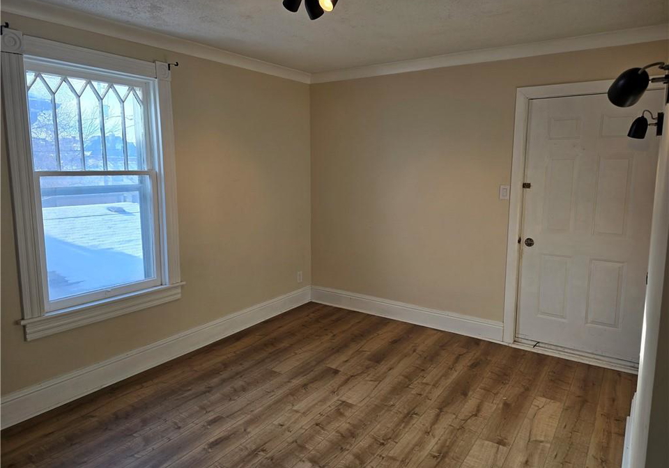 60-lynnwood-avenue-simcoe-ontario-40792999