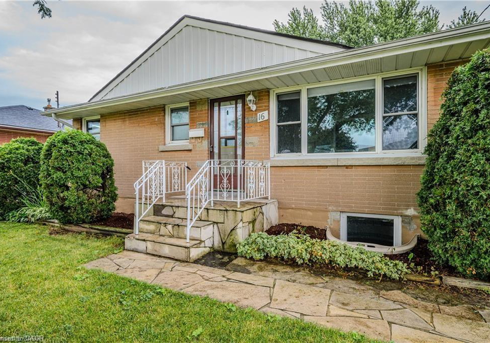 16-huntington-avenue-hamilton-ontario-40793000