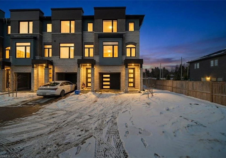 314-equestrian-way-cambridge-ontario-40793006