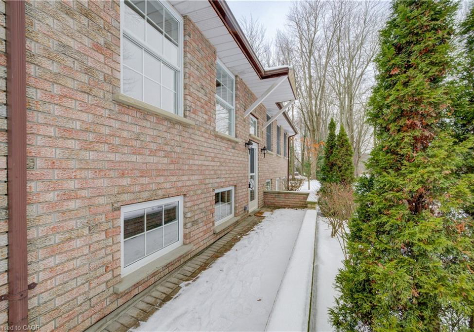 1206-north-walsingham-townline-south-middleton-ontario-40793036