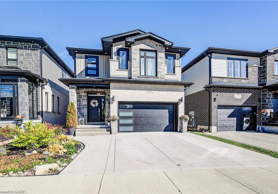 928-chapel-hill-court-kitchener-ontario-40793065
