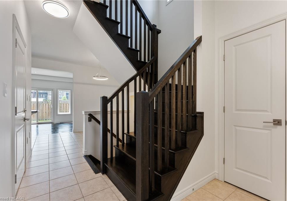 68-dodman-crescent-ancaster-ontario-40793102