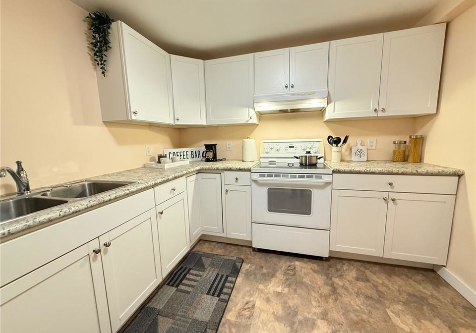 221-ahrens-street-kitchener-ontario-40793106