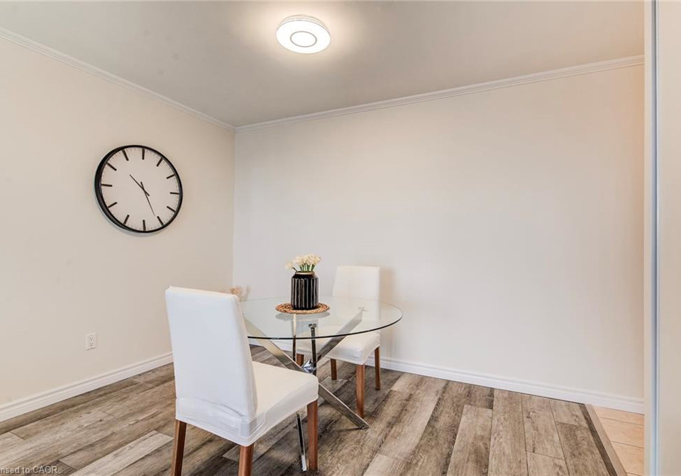 81-church-street-kitchener-ontario-40793135
