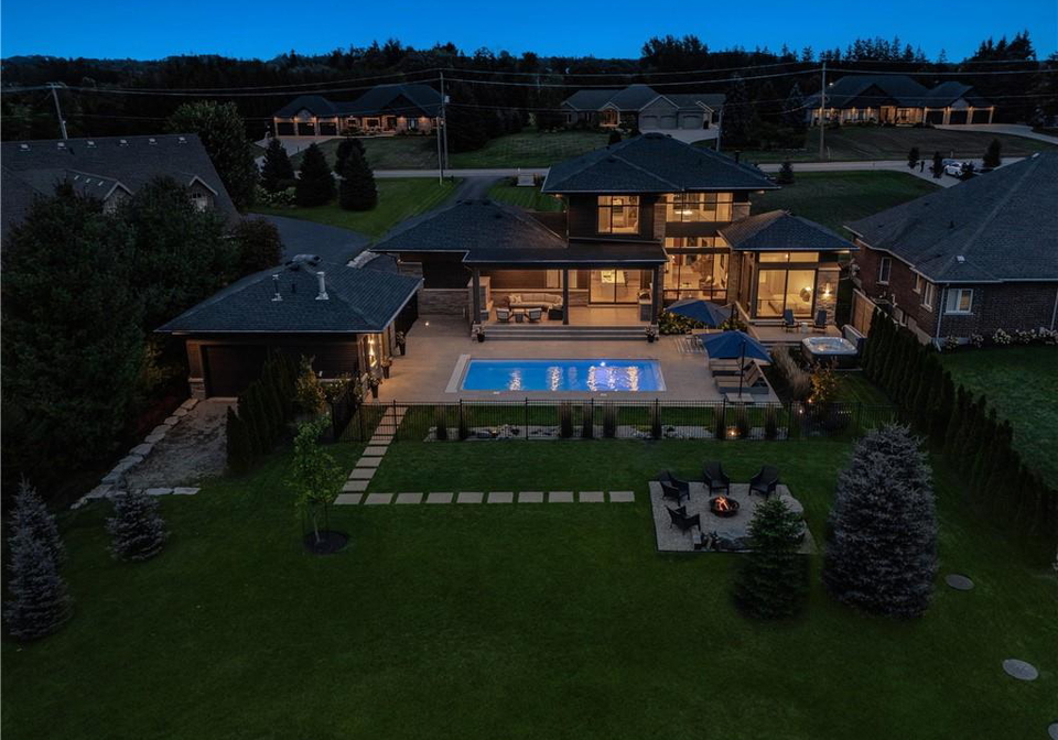 1826-moser-young-road-wellesley-ontario-40793151